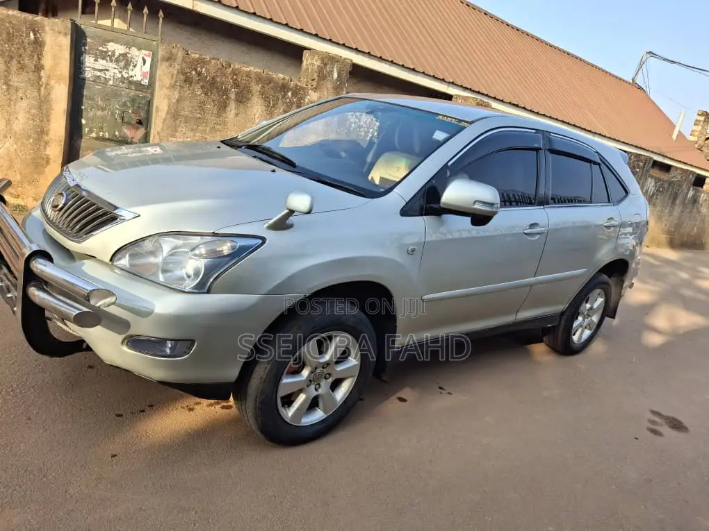 Toyota Harrier 2012 Gold