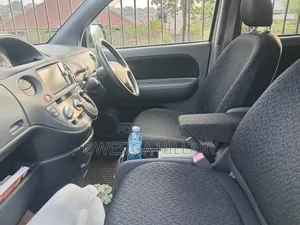 Toyota Sienta 2012 Blue