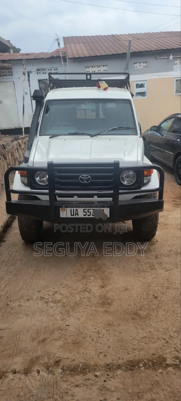 Toyota Land Cruiser 2005 White