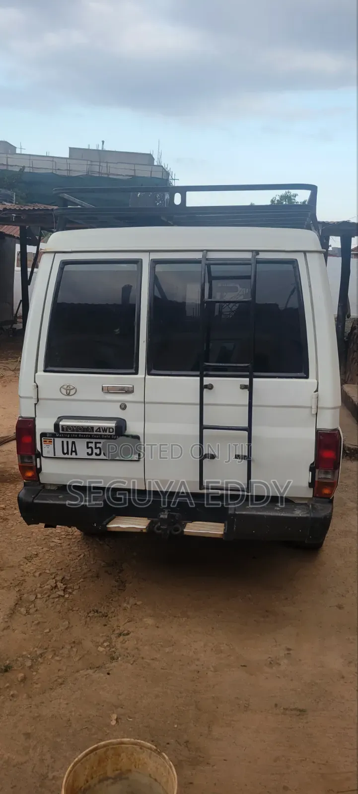 Toyota Land Cruiser 2005 White