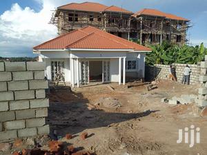 Awesome Kira Bungalow On Quick Sell