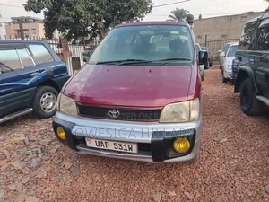 Toyota Noah 2002 Red