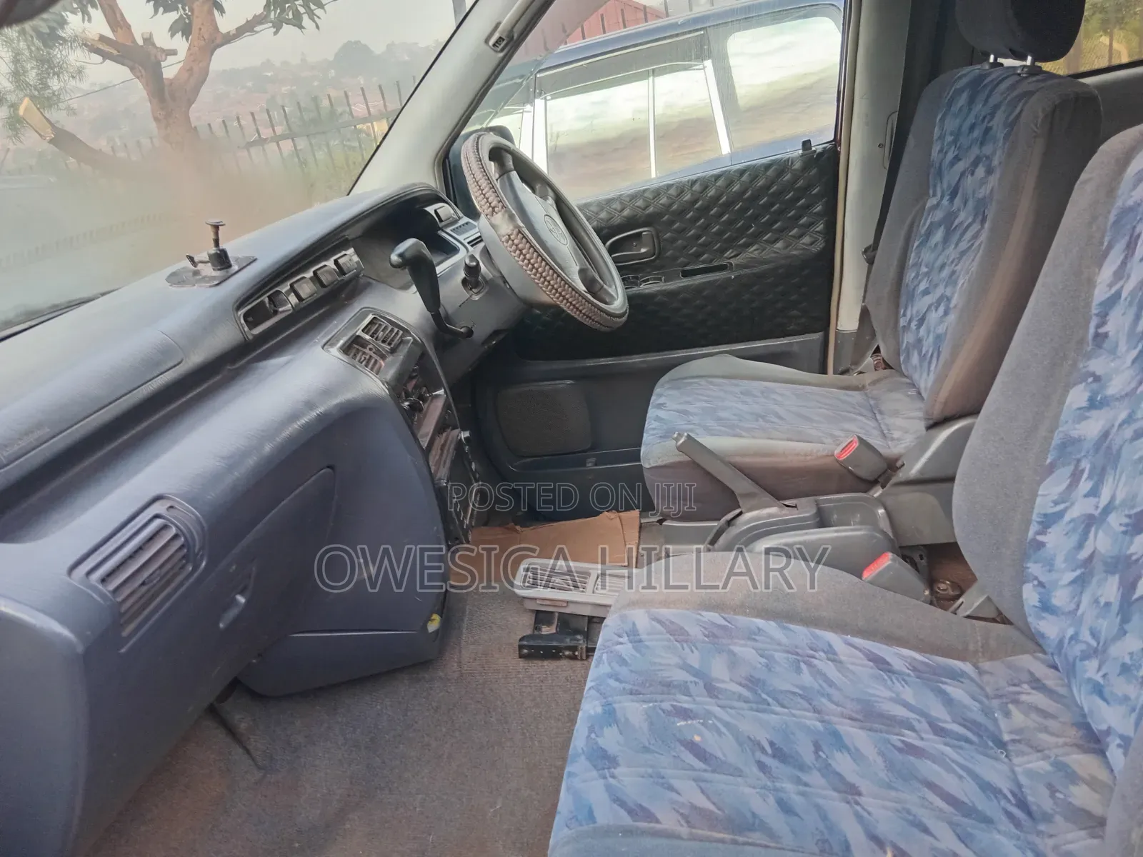 Toyota Noah 2002 Red