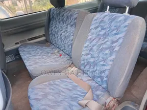 Toyota Noah 2002 Red