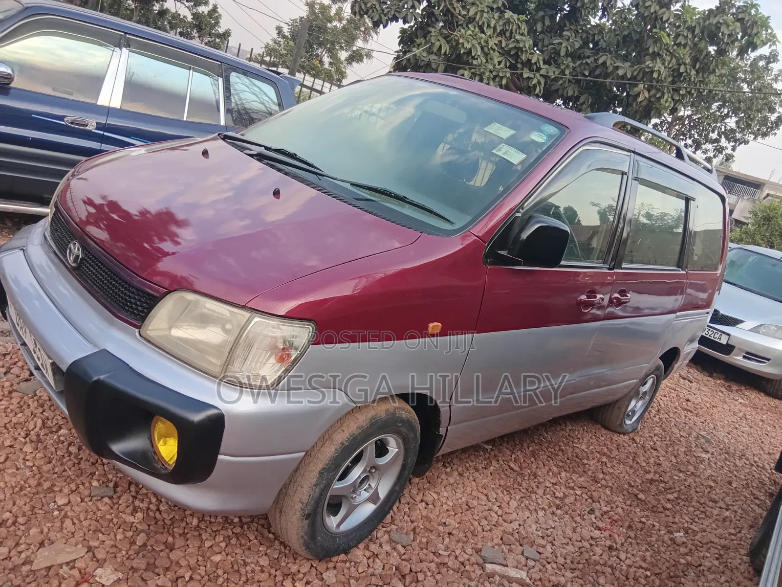 Toyota Noah 2002 Red