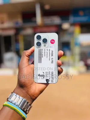 Apple iPhone 15 Pro 128 GB Silver