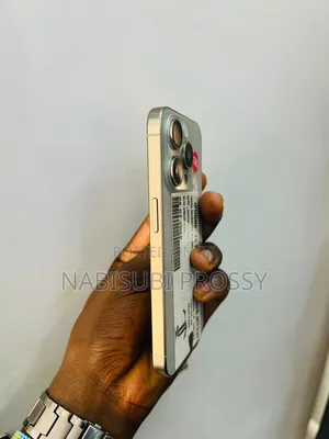 Apple iPhone 15 Pro 128 GB Silver