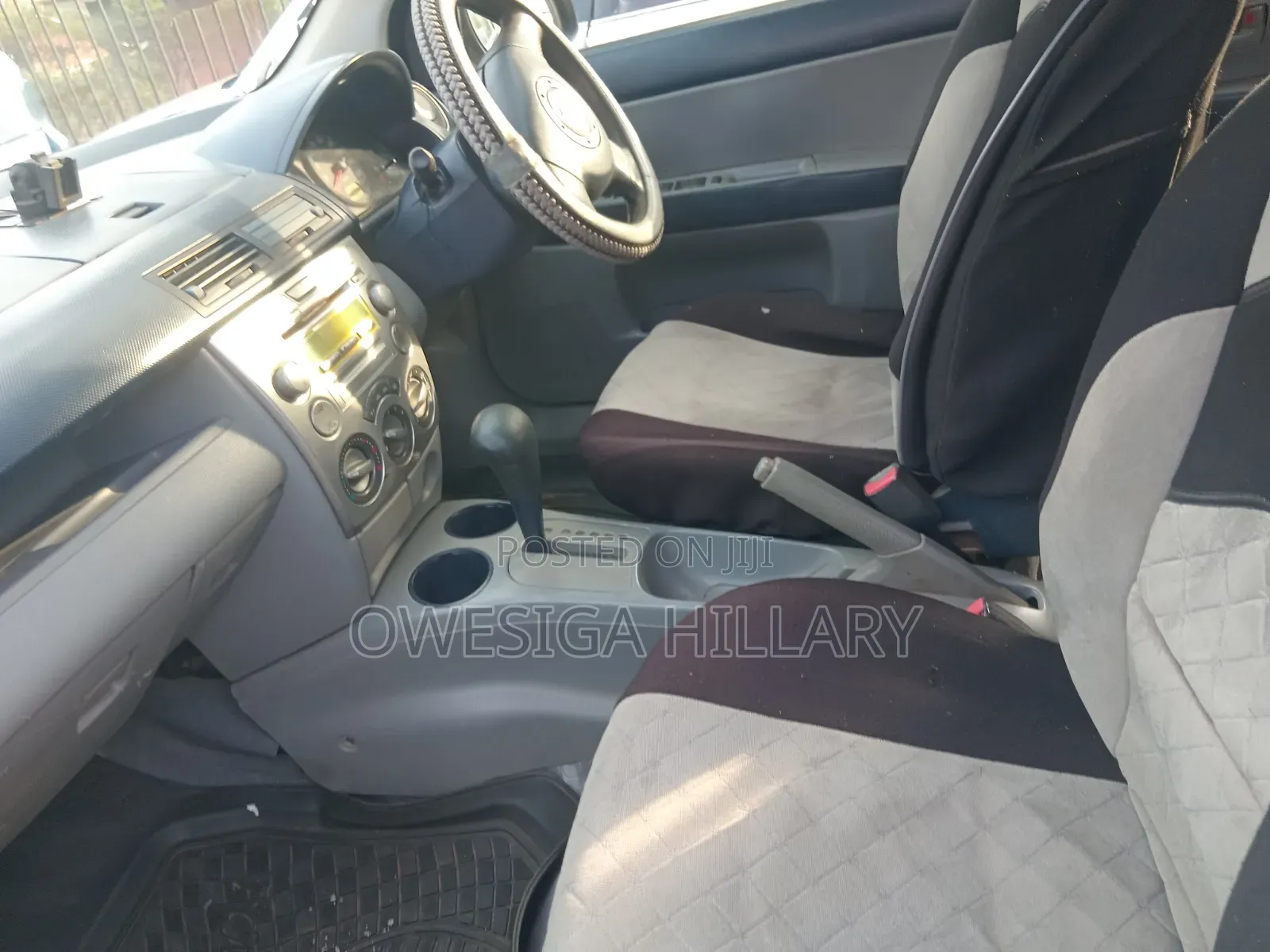 Mazda Demio 2012 Silver