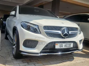Mercedes-Benz GLE-Class 2016 White