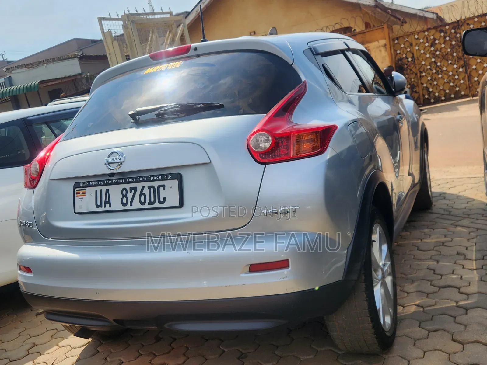 Nissan Juke 2011 Silver