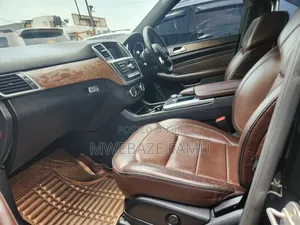 Mercedes-Benz M Class 2015 Black