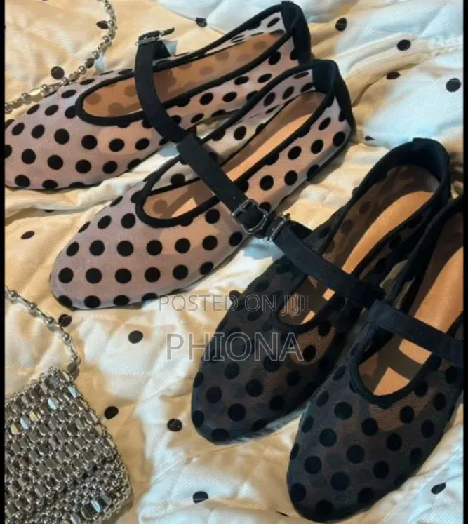 Zara Dotted Flat Pumps
