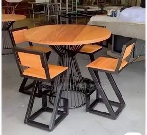 Dining of 4seater Metallic Call