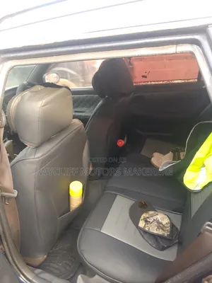 Toyota HiAce 1999 Blue