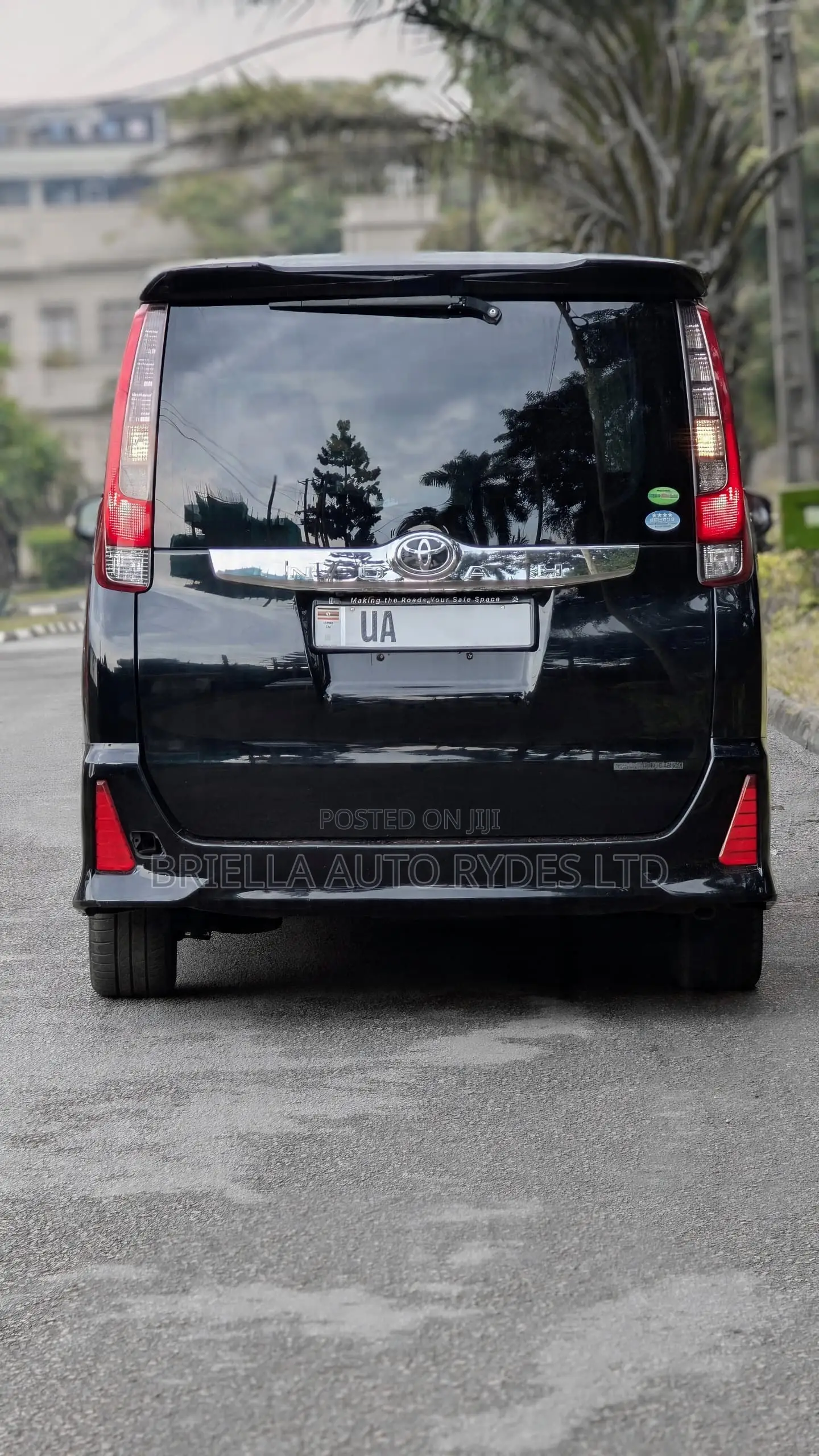 Toyota Noah 2015 Black