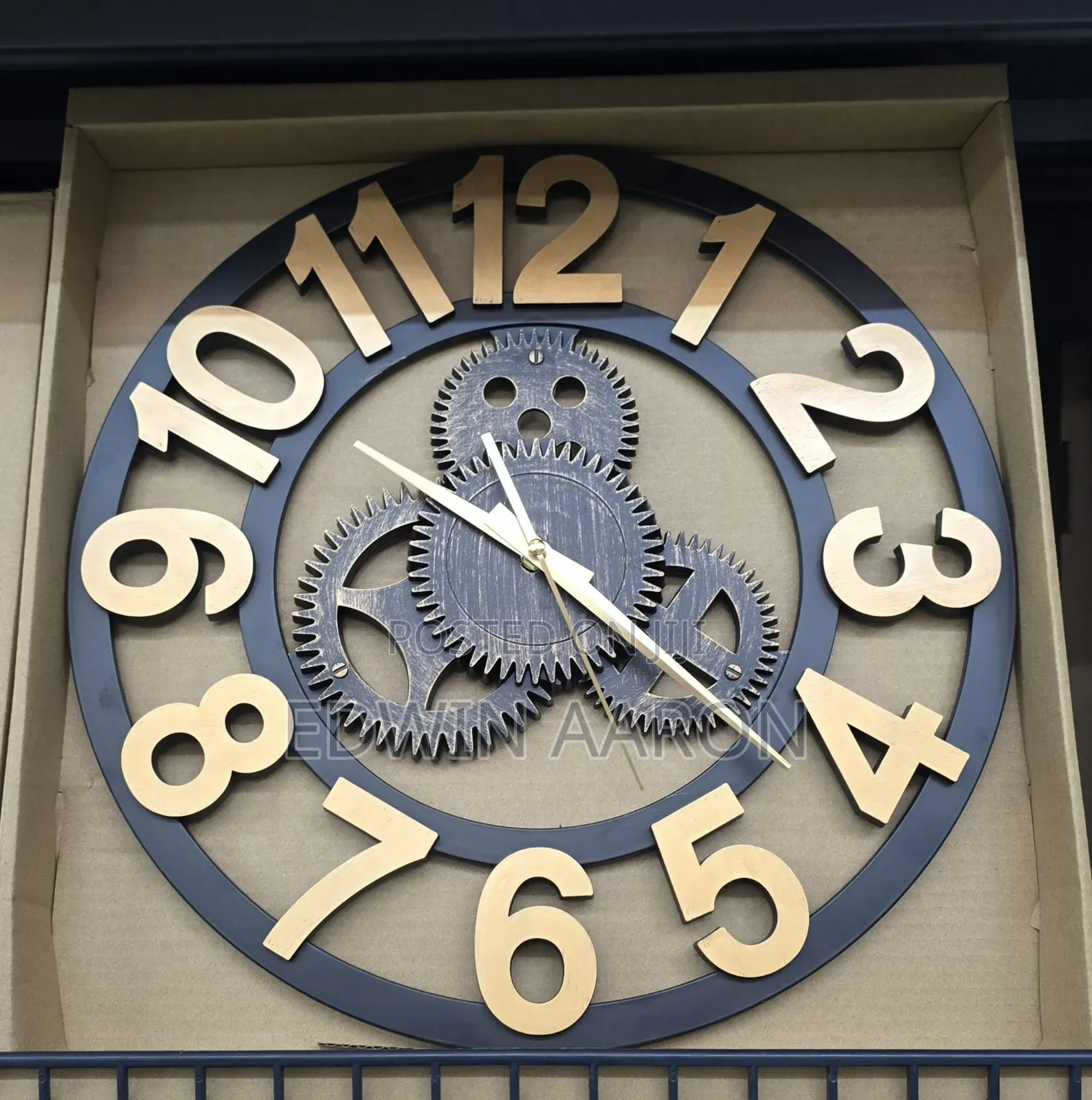Elegant Luxury Nordic Wall Clock