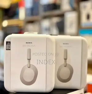 Sony WH1000 Xm5 Headphones Brand New