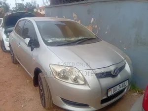 Toyota Auris 2009 Silver