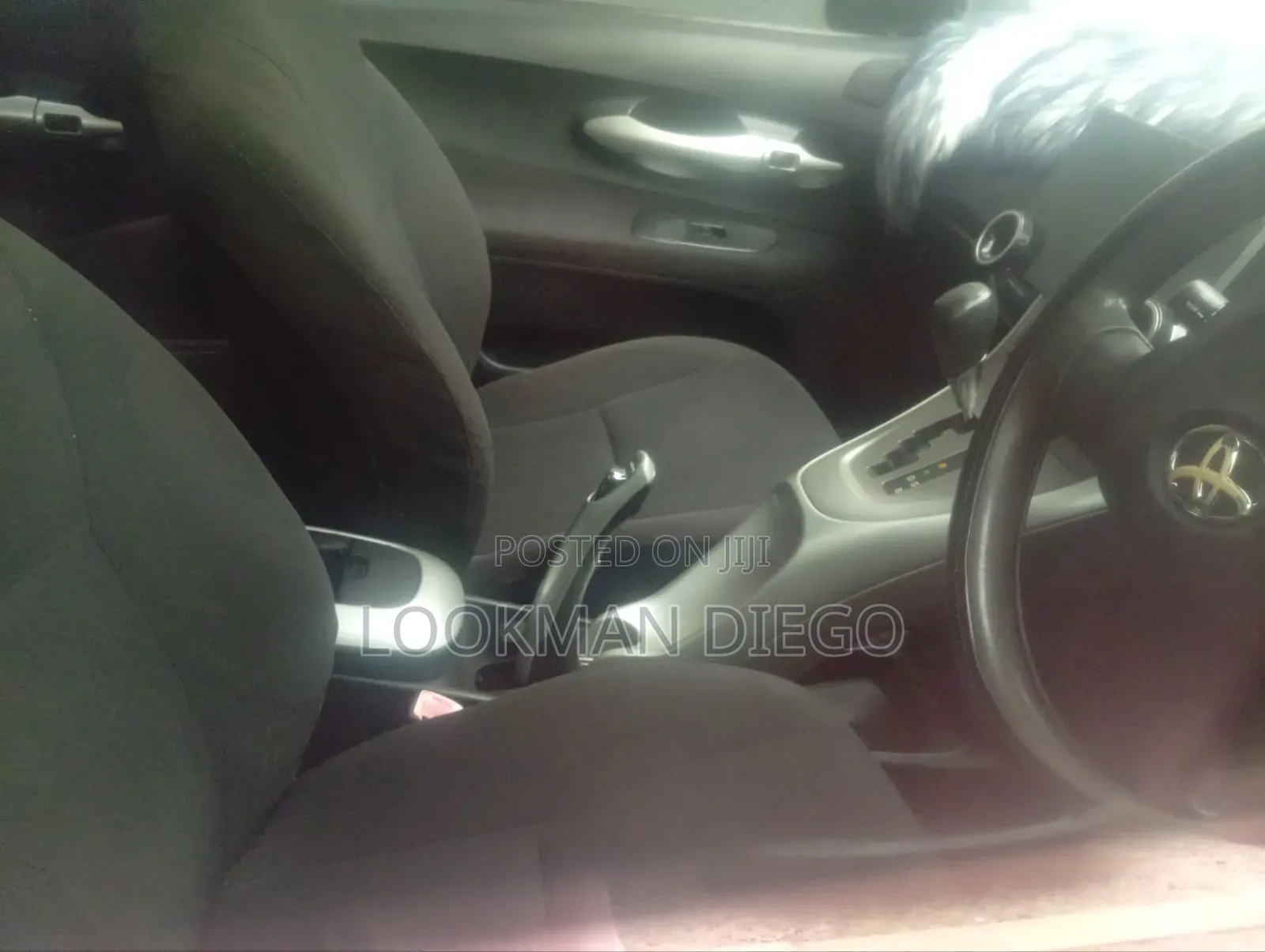 Toyota Auris 2009 Silver