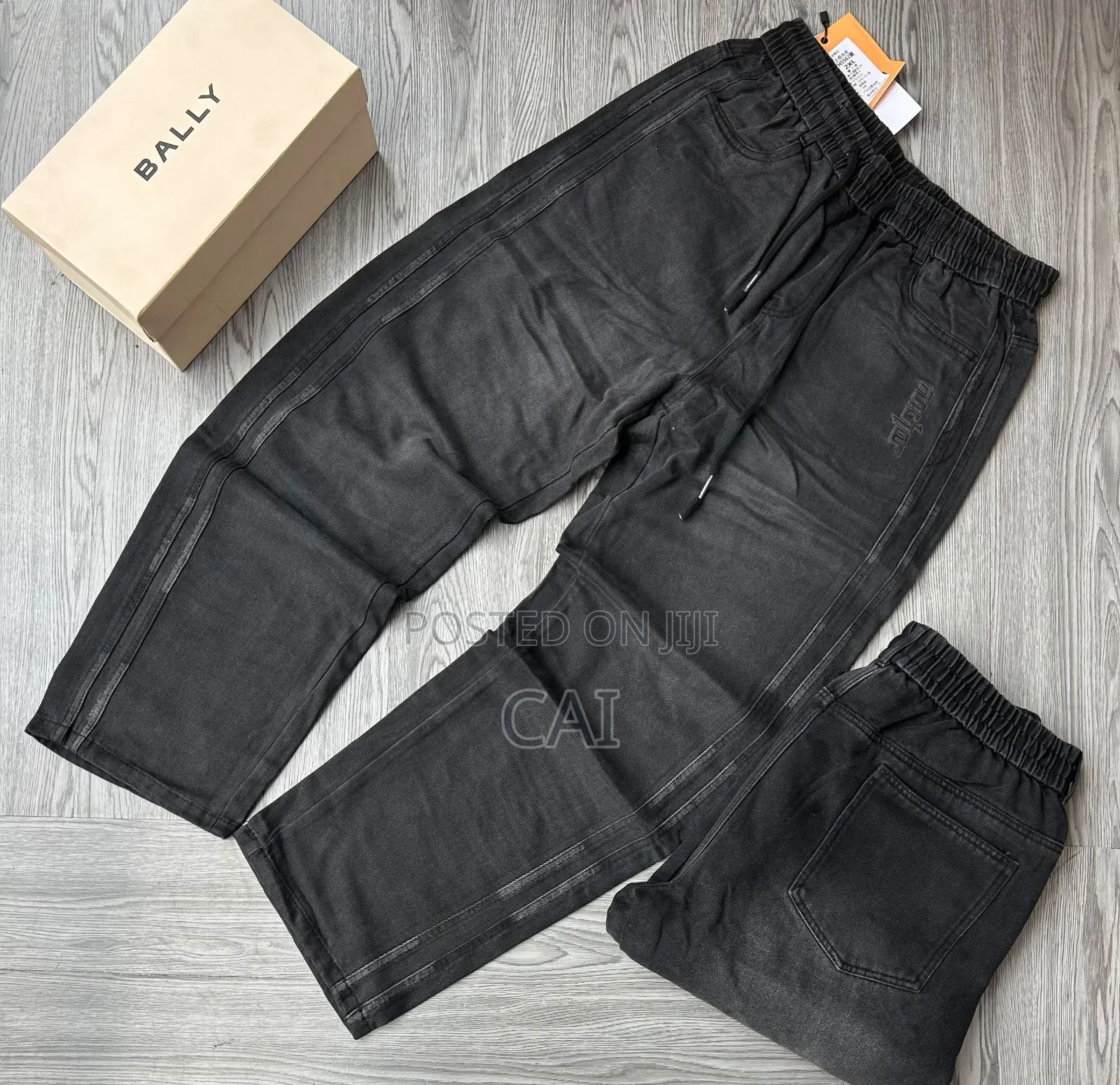 Baggy Styled Denim Jeans