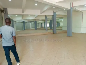 Warehouse for Rent in Industry Area