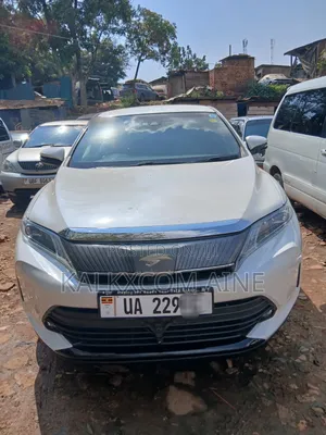 Toyota Harrier 2018 White