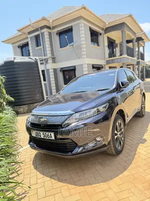 Toyota Harrier 2.0 2015 Black
