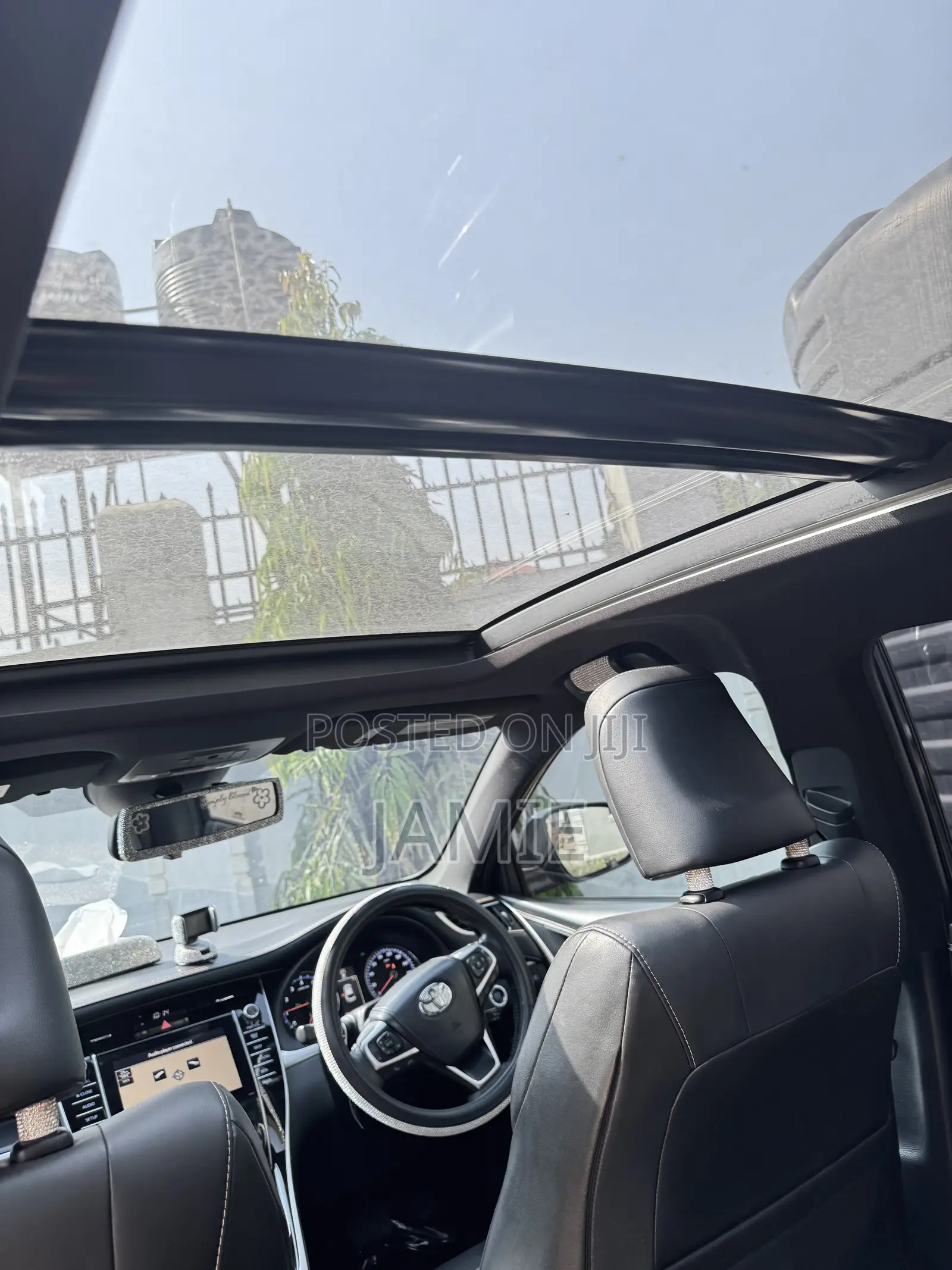 Toyota Harrier 2.0 2015 Black