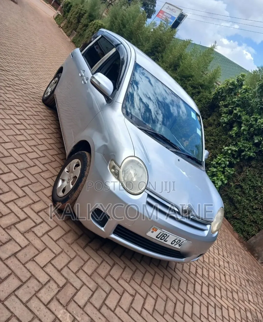 Toyota Sienta 2006 White