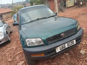 Toyota RAV4 Automatic 2000 Blue
