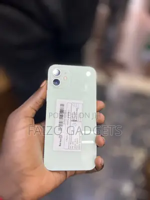 Apple iPhone 12 64 GB Green