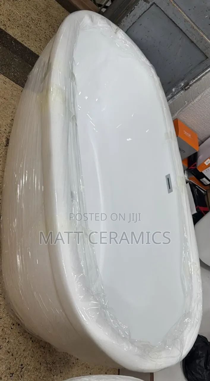 Small Jacuzzi Bathtubs