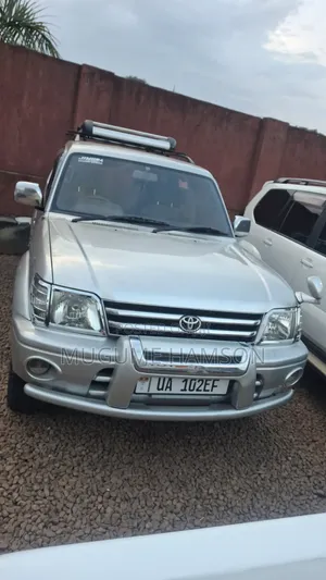 Toyota Land Cruiser Prado 2000 Silver