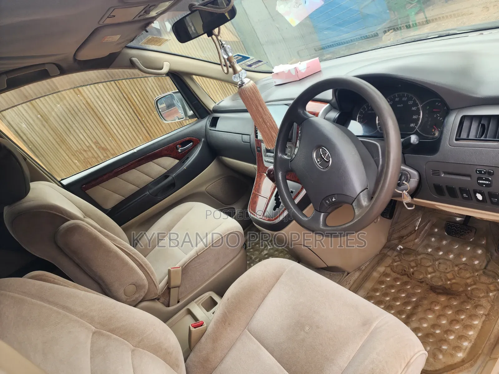 Toyota Alphard 2005 Silver