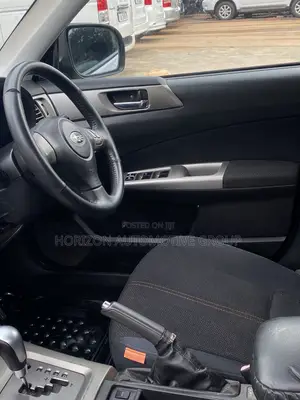 Subaru Forester 2.0D X 2010 Gray