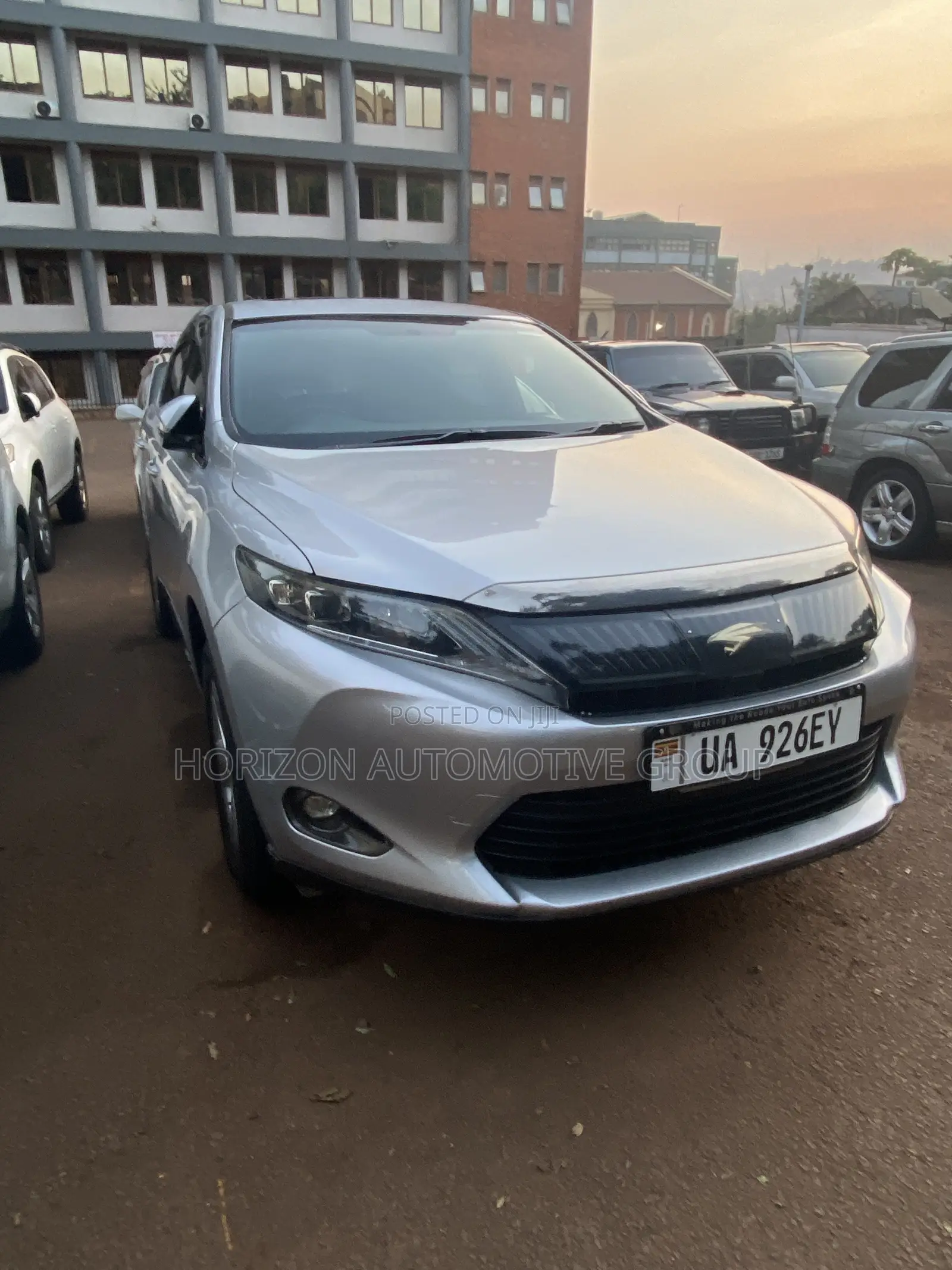 Toyota Harrier 2.0 4WD 2014 Silver