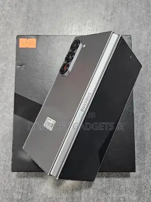 New Samsung Galaxy Z Fold6 256 GB Gray