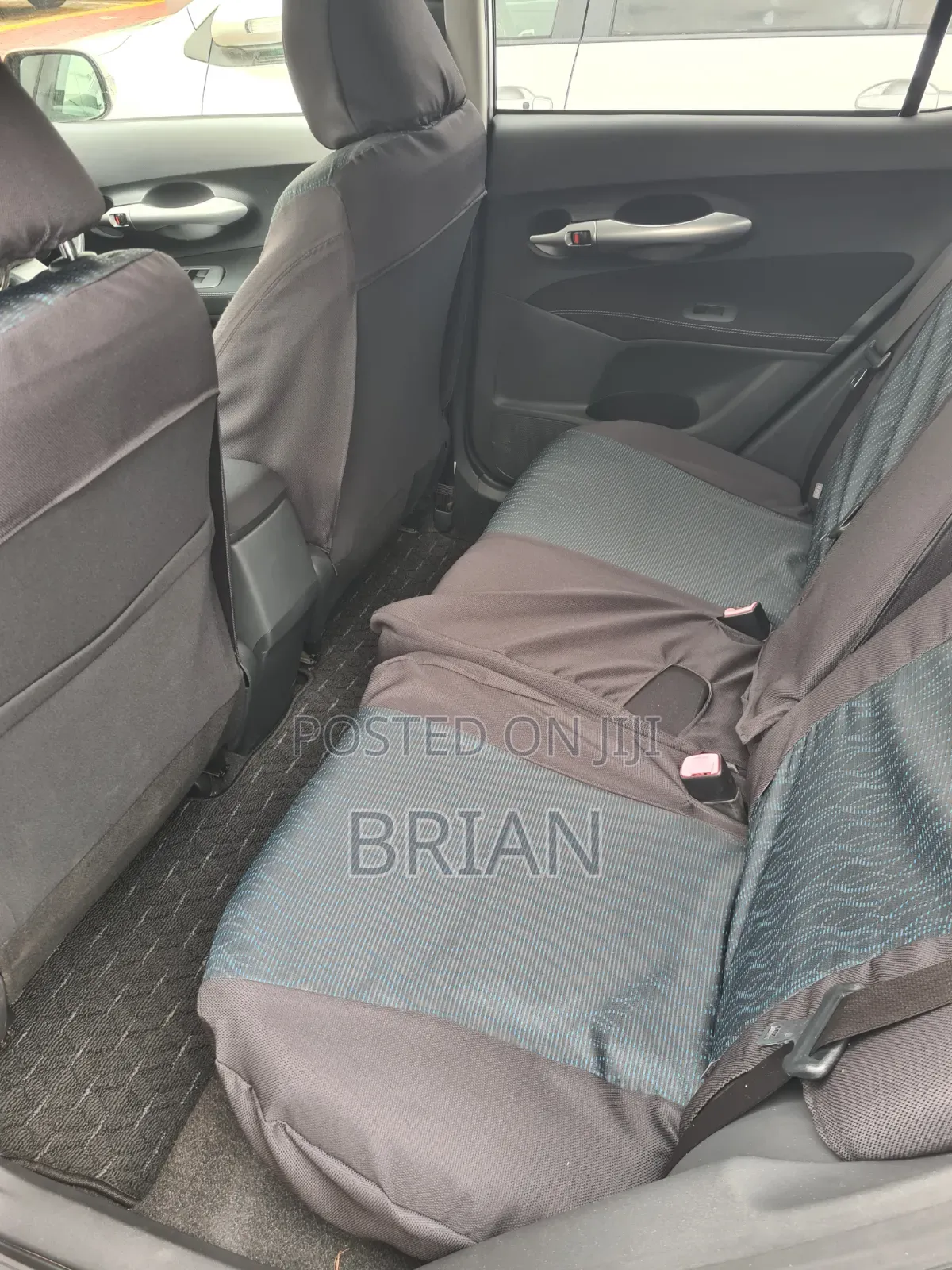 Toyota Auris 2011 Silver