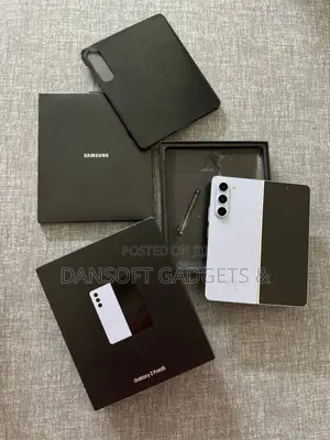 New Samsung Galaxy Z Fold 5 256 GB Gray
