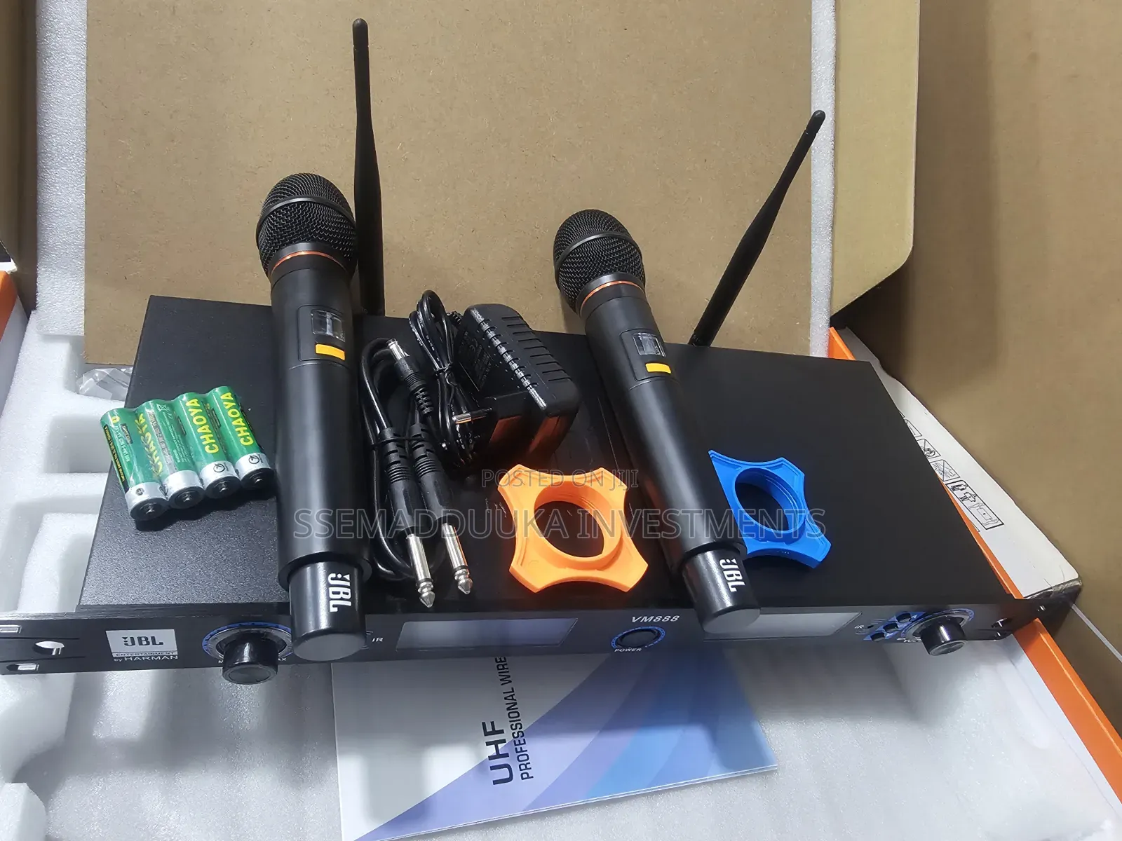 JBL VM888 Wireless Microphones