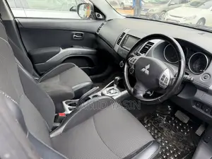 Mitsubishi Outlander 2014 Black
