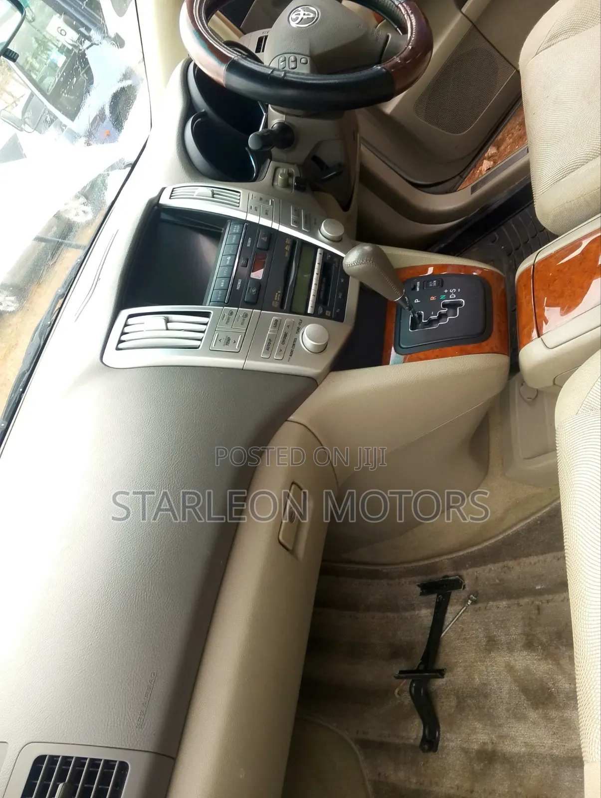 Toyota Harrier 2012 White