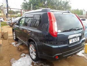 Nissan X-Trail 2012 Blue
