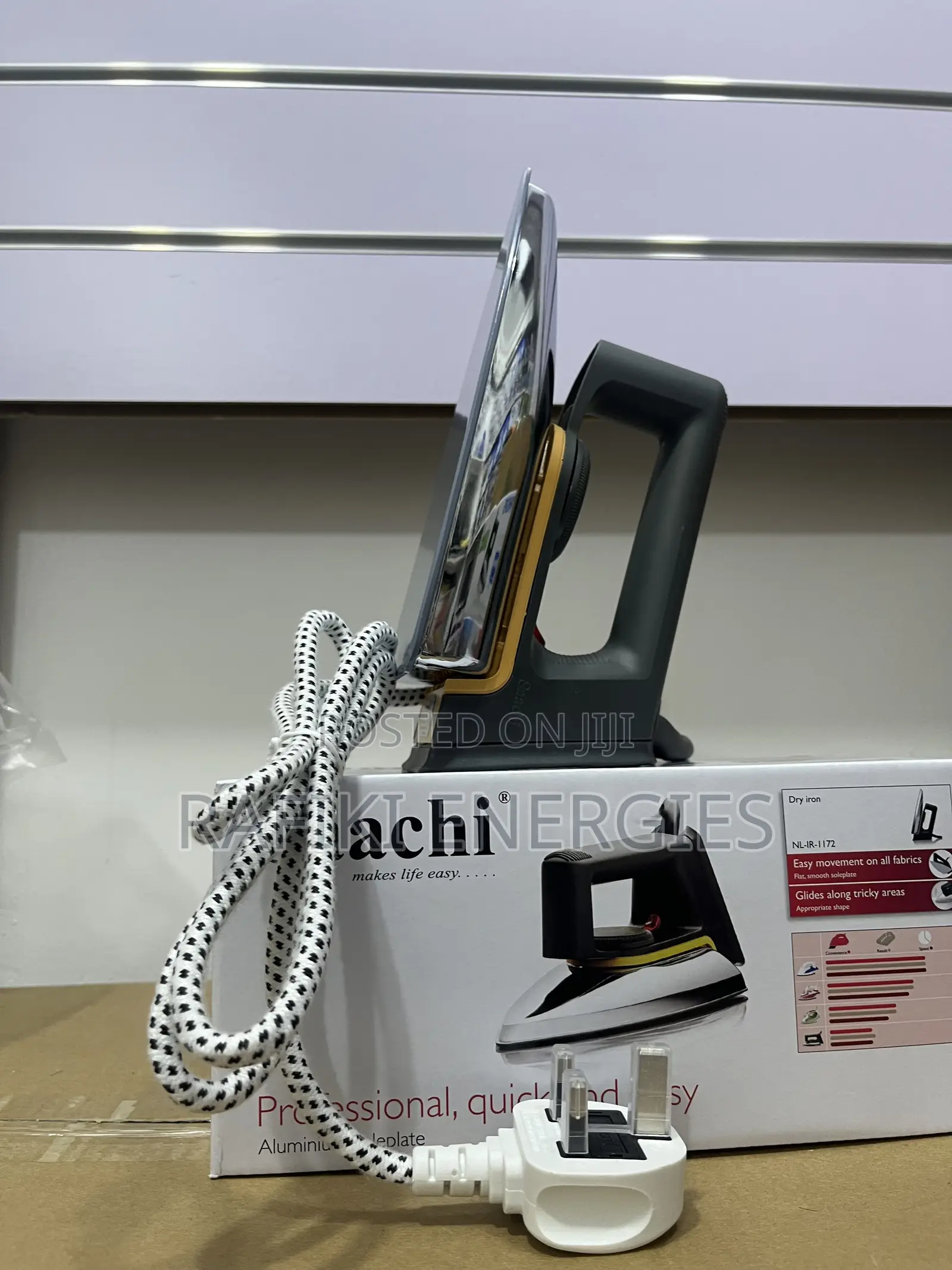 Saachi Dry Iron