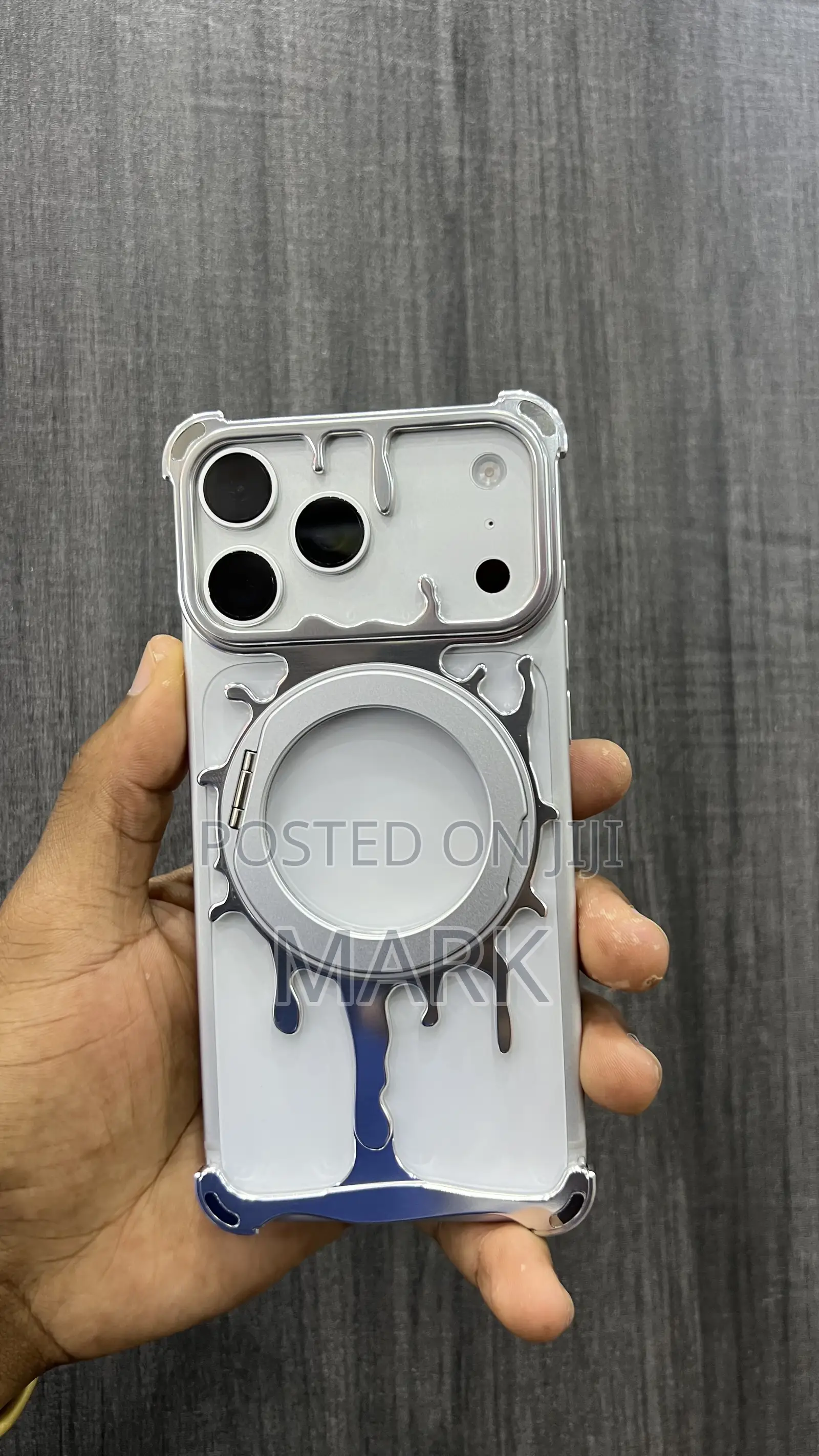 Metalic Cases