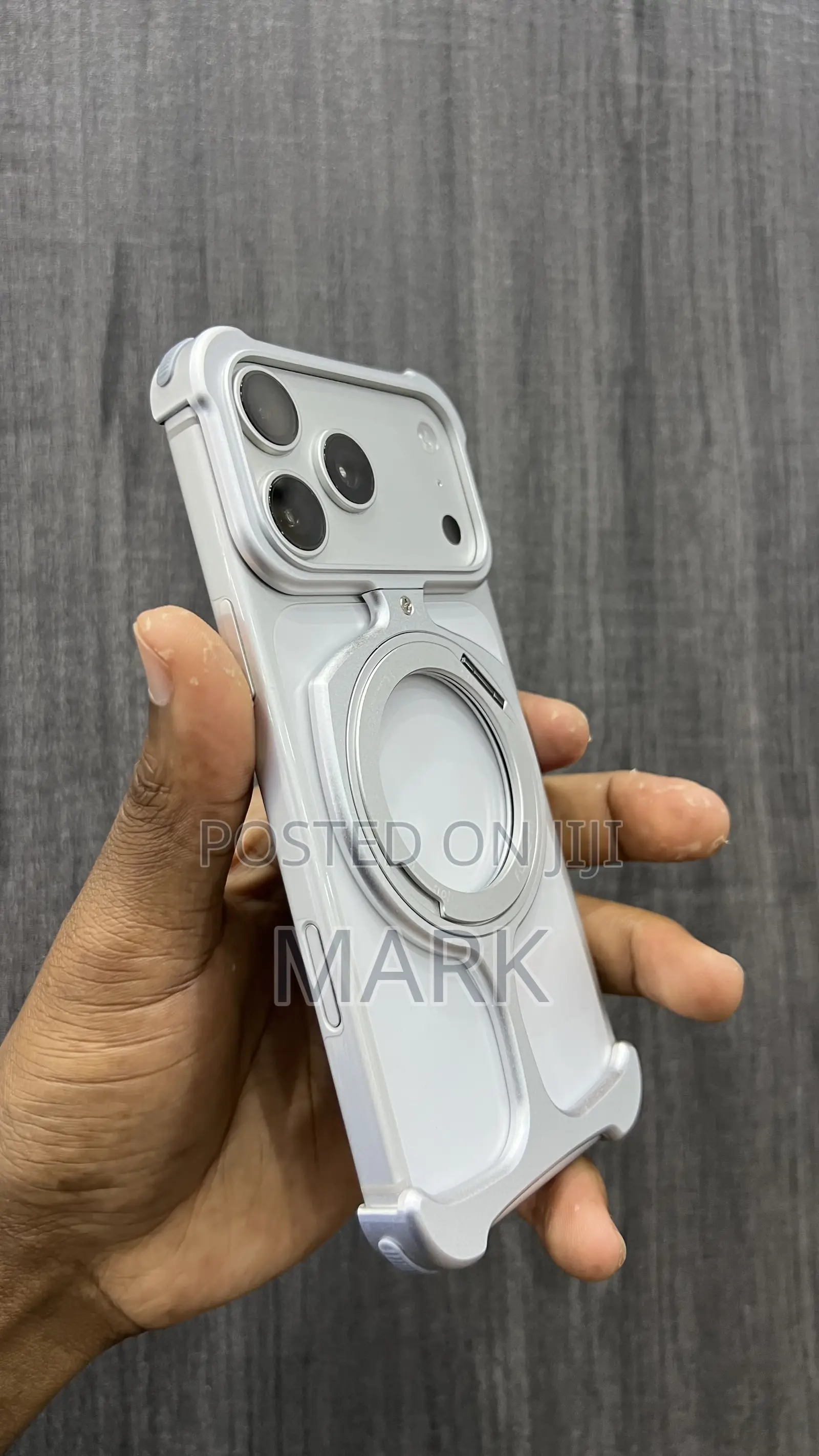 Metalic Cases