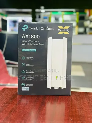 TP-Link Omada AX1800 Wi-Fi 6 Access Point 01