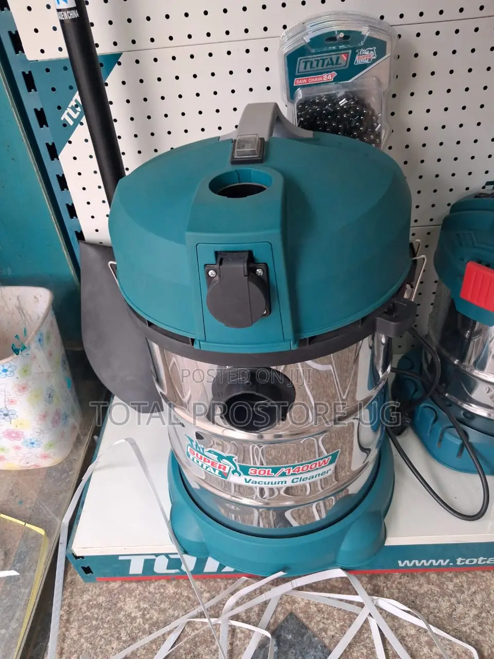 Vacuum Cleaner 30l