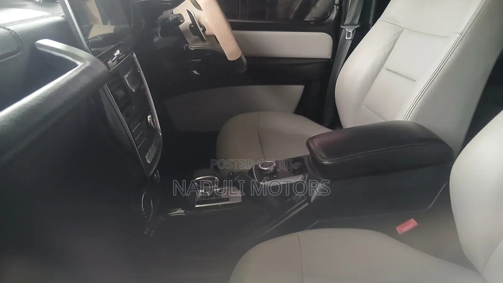 Mercedes-Benz G-Class 2018 White