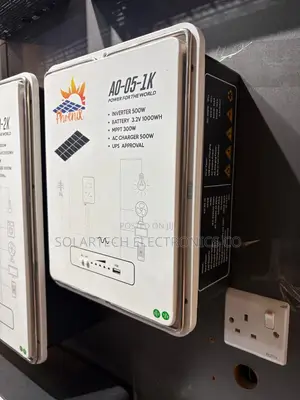 Phoenix 1kWh 500W All-in-One Solar Backup Power Station